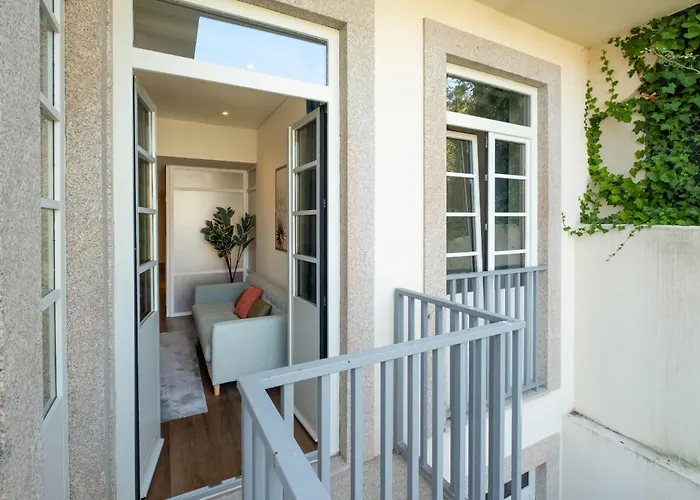 Sao Bento Luxury Hideaway 2 Bedroom Downtown *